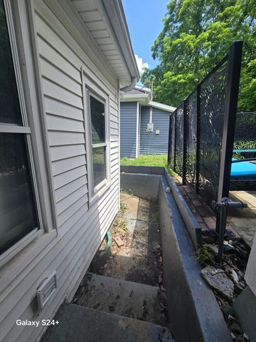 220 E OFFICE Street, Harrodsburg, KY 40330