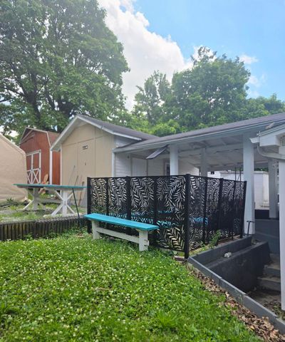 220 E OFFICE Street, Harrodsburg, KY 40330