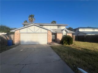 3225 Azores Dr, Corpus Christi, TX 78418