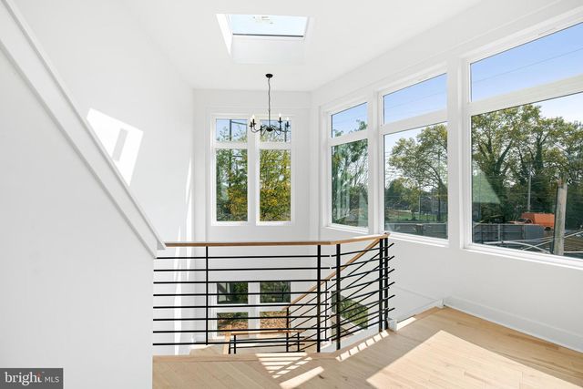 1021 S SAINT BERNARD ST, Philadelphia, PA 19143