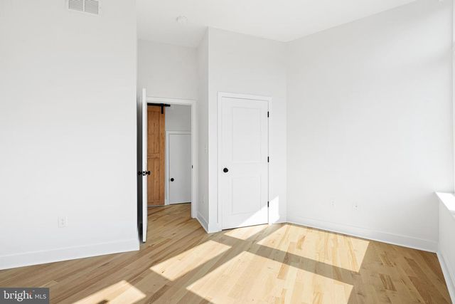 1021 S SAINT BERNARD ST, Philadelphia, PA 19143