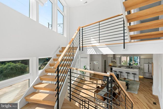 1021 S SAINT BERNARD ST, Philadelphia, PA 19143