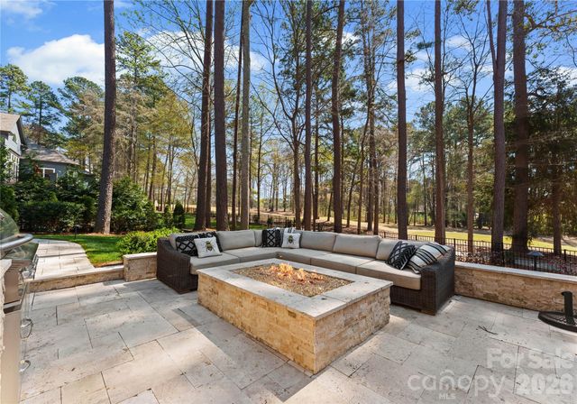 129 Marstons Mill Drive, Mooresville, NC 28117
