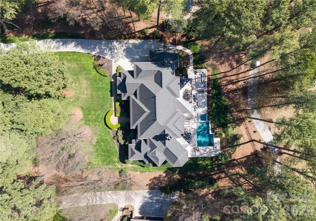 129 Marstons Mill Drive, Mooresville, NC 28117