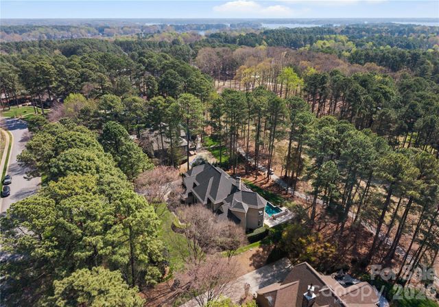 129 Marstons Mill Drive, Mooresville, NC 28117