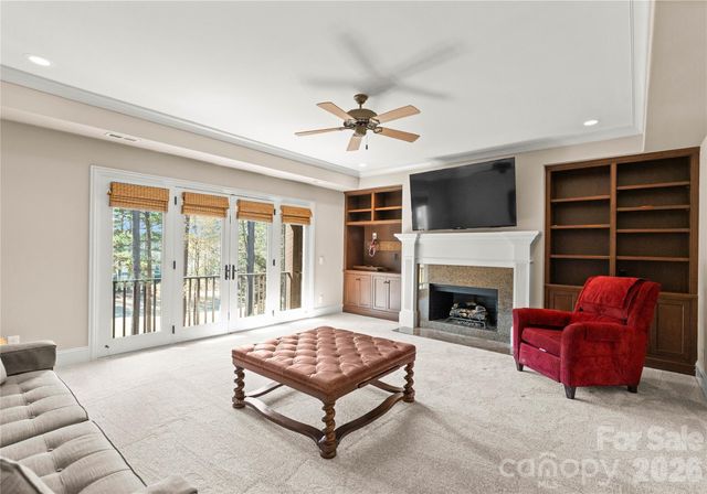 129 Marstons Mill Drive, Mooresville, NC 28117