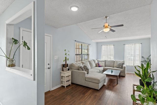 1722 Quail Path, Fort Walton Beach, FL 32547