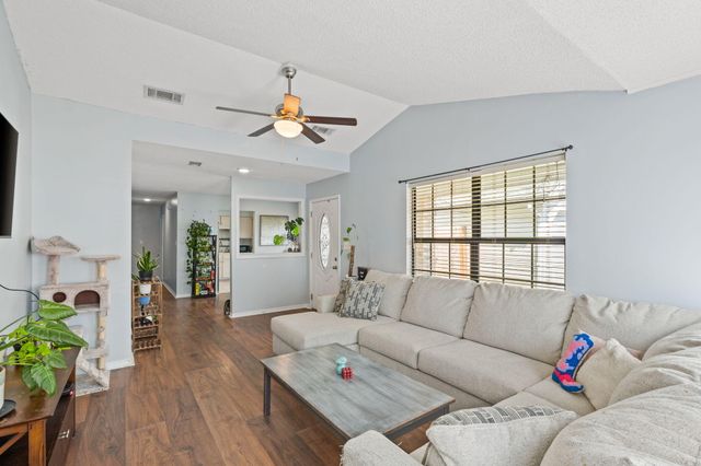 1722 Quail Path, Fort Walton Beach, FL 32547