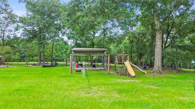 11270 Summit Drive, Conroe, TX 77303