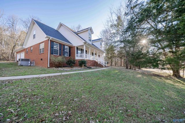 424 Shane Drive, New Market, AL 35761