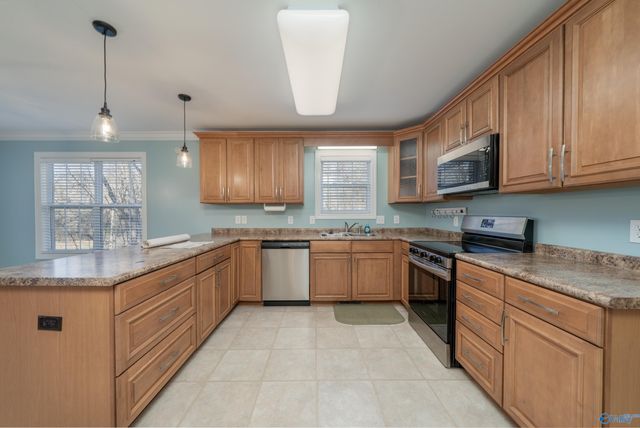 424 Shane Drive, New Market, AL 35761