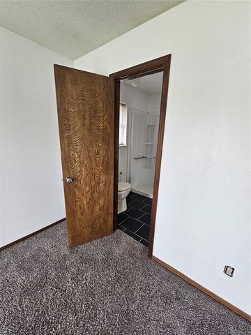 10220 Little Pond Drive, Oklahoma City, OK 73162