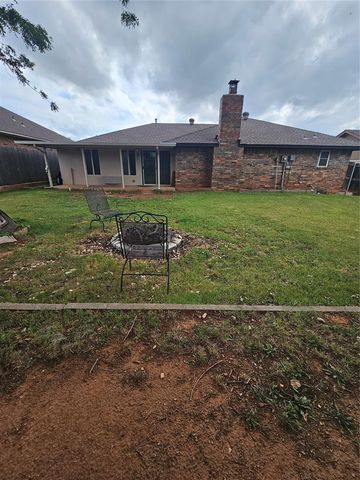 10220 Little Pond Drive, Oklahoma City, OK 73162