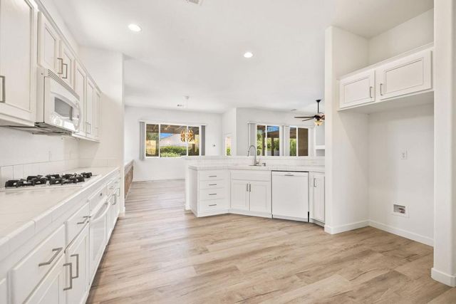 3411 E Circulo San Sorrento Road, Palm Springs, CA 92262