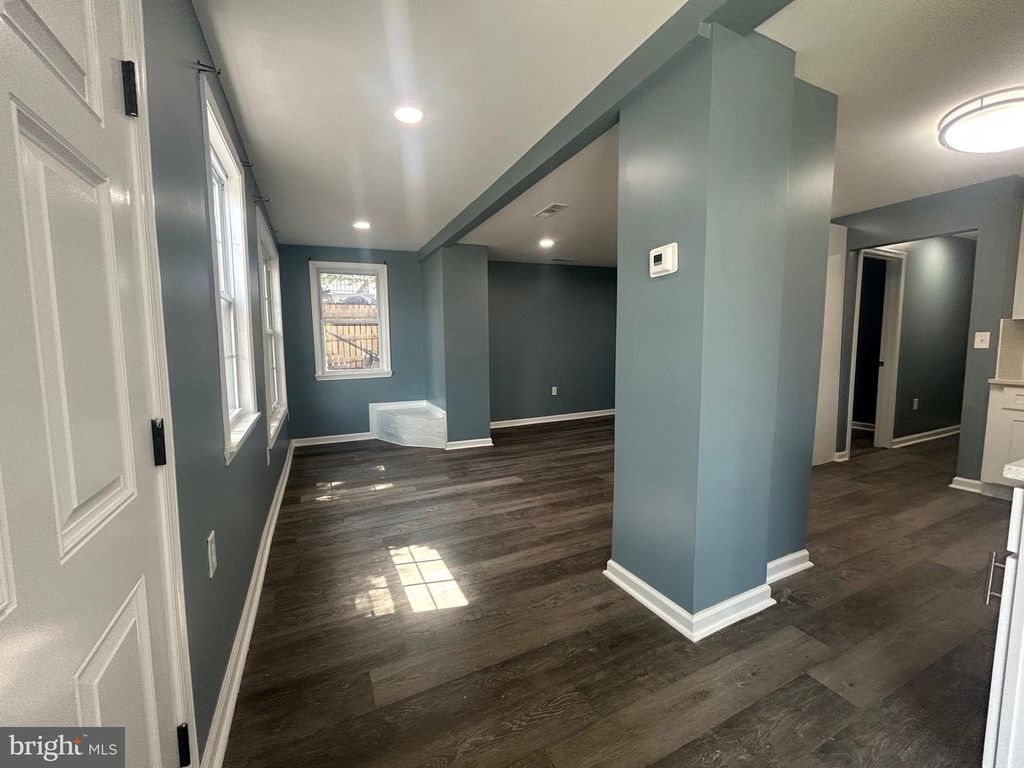 Image 16 of property listing at 7618 CYPRESS AVE, Baltimore, MD 21224