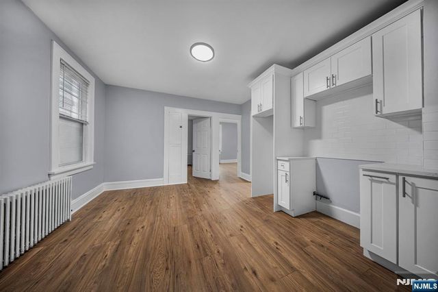 15 Tuttle Street 1, Wallington, NJ 07057