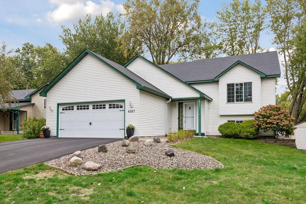 6287 22nd Street N, Oakdale, MN 55128 — photo 2