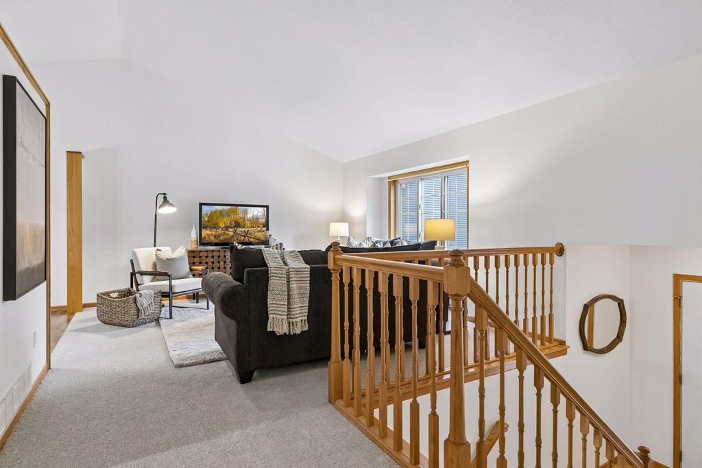 6287 22nd Street N, Oakdale, MN 55128 — photo 3