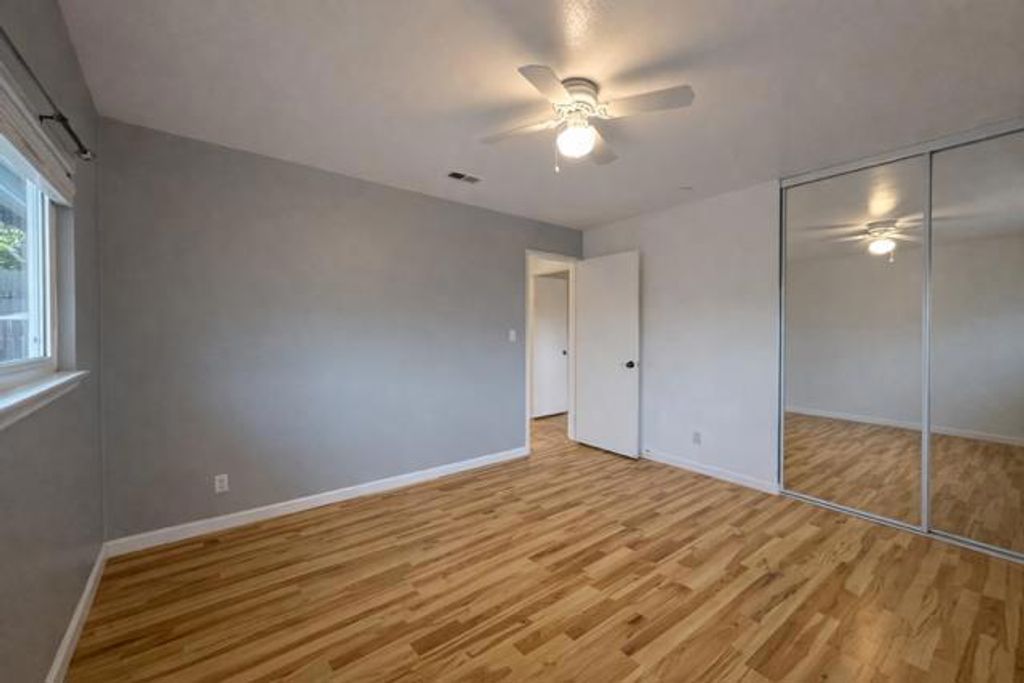 Image 16 of property listing at 1090 White Drive, Santa Clara, CA 95051