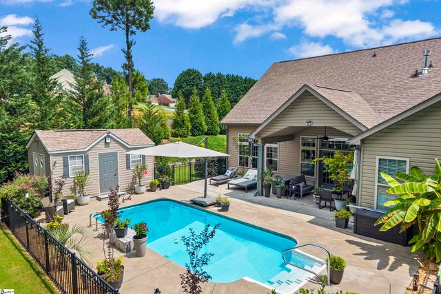 108 Carnoustie Circle, Anderson, SC 29621