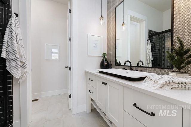 14199 N Hornbill Way, Boise, ID 83714