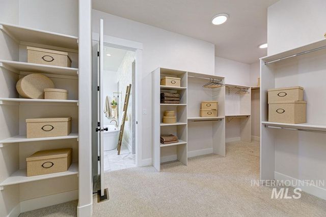 14199 N Hornbill Way, Boise, ID 83714
