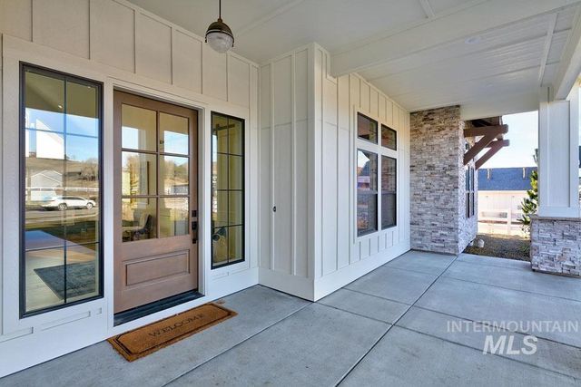14199 N Hornbill Way, Boise, ID 83714