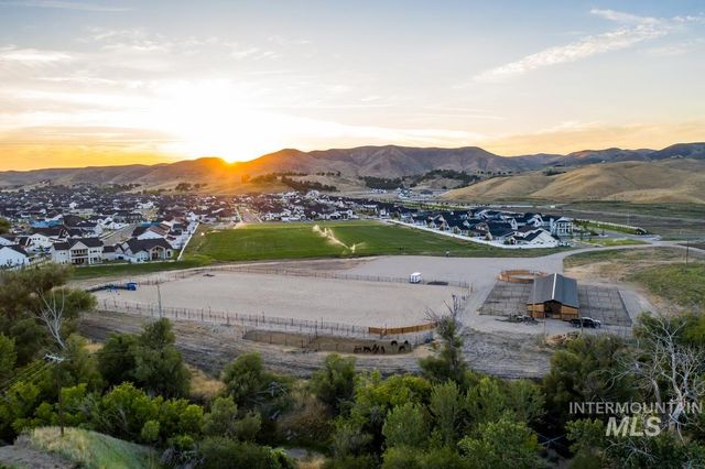 14199 N Hornbill Way, Boise, ID 83714