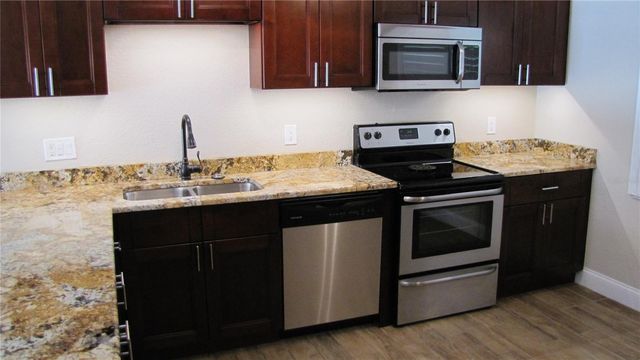 3326 SCHEFFLERA ROAD, Tampa, FL 33618