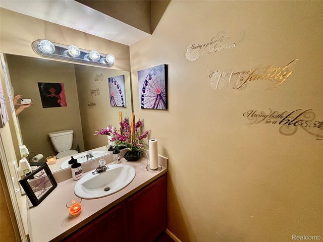 23300 Brentwood Drive, Brownstown Charter Township, MI 48183