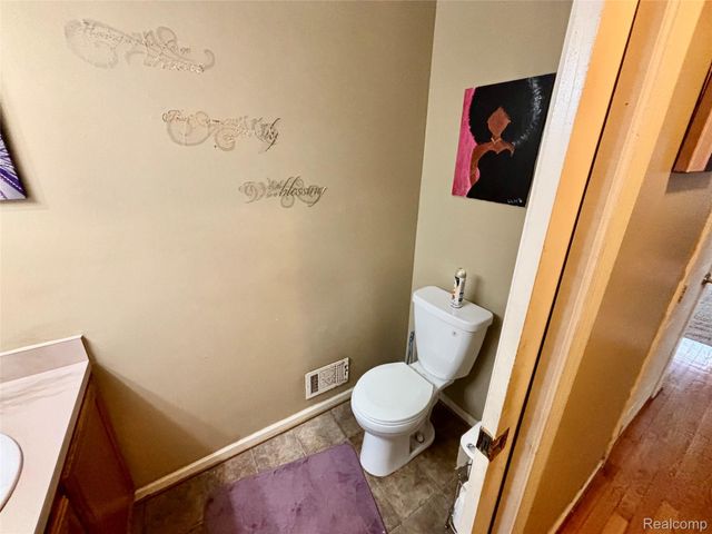 23300 Brentwood Drive, Brownstown Charter Township, MI 48183