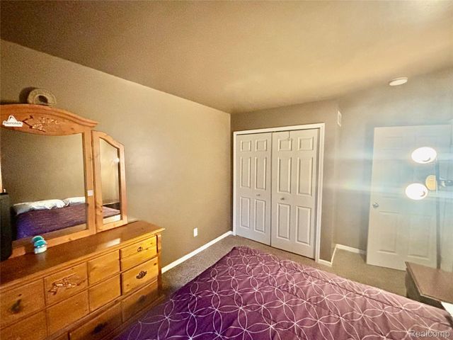 23300 Brentwood Drive, Brownstown Charter Township, MI 48183