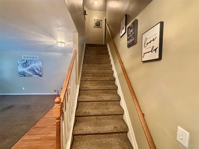 23300 Brentwood Drive, Brownstown Charter Township, MI 48183