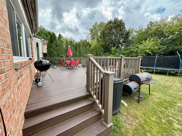 23300 Brentwood Drive, Brownstown Charter Township, MI 48183