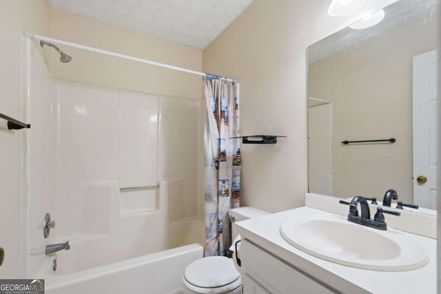 12 Bradford Drive SW, Cartersville, GA 30120