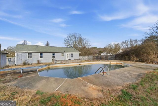 12 Bradford Drive SW, Cartersville, GA 30120