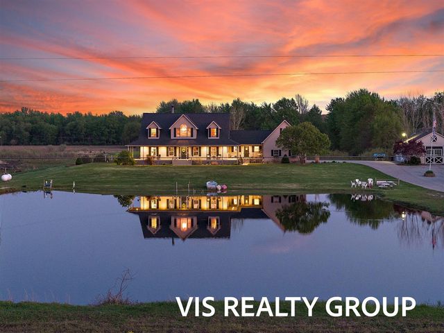 8225 E Sternberg Road, Nunica, MI 49448