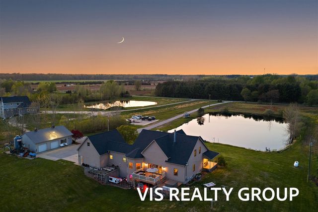 8225 E Sternberg Road, Nunica, MI 49448