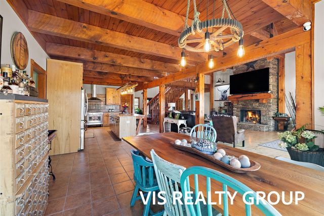 8225 E Sternberg Road, Nunica, MI 49448
