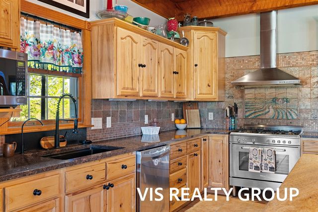 8225 E Sternberg Road, Nunica, MI 49448