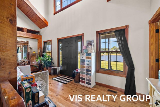8225 E Sternberg Road, Nunica, MI 49448