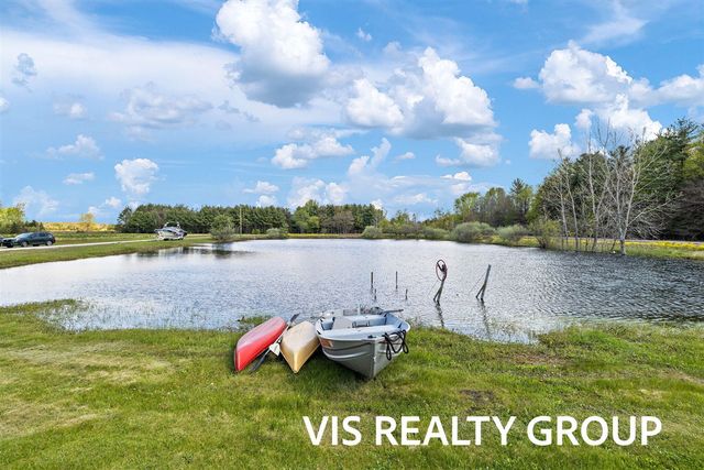 8225 E Sternberg Road, Nunica, MI 49448