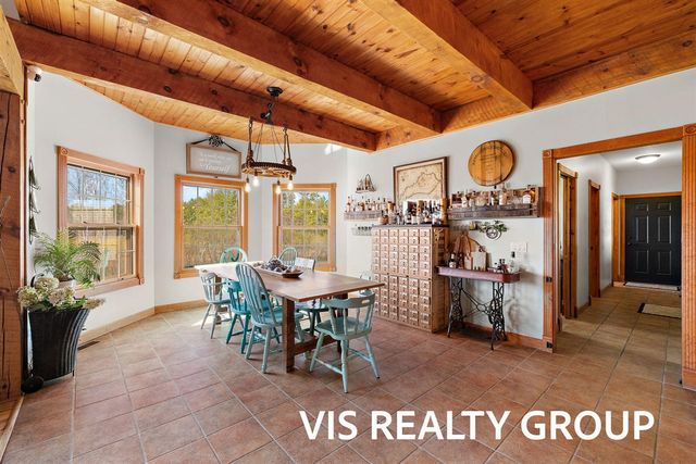 8225 E Sternberg Road, Nunica, MI 49448