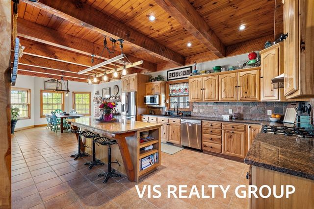 8225 E Sternberg Road, Nunica, MI 49448