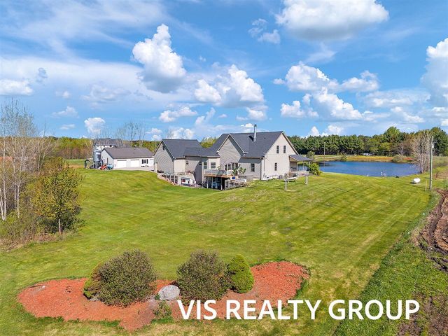 8225 E Sternberg Road, Nunica, MI 49448