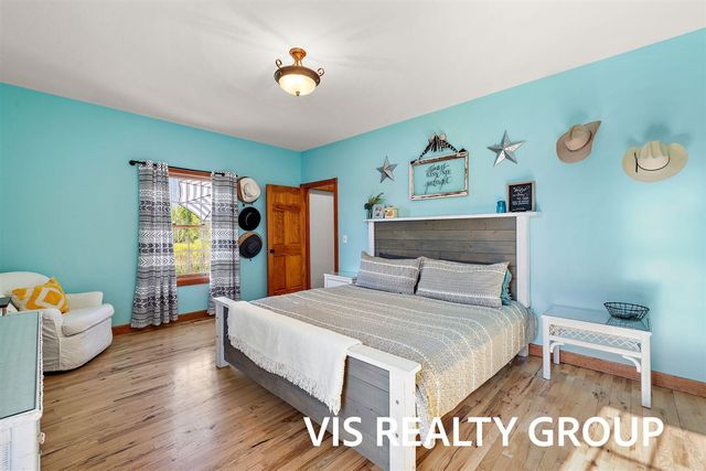 8225 E Sternberg Road, Nunica, MI 49448