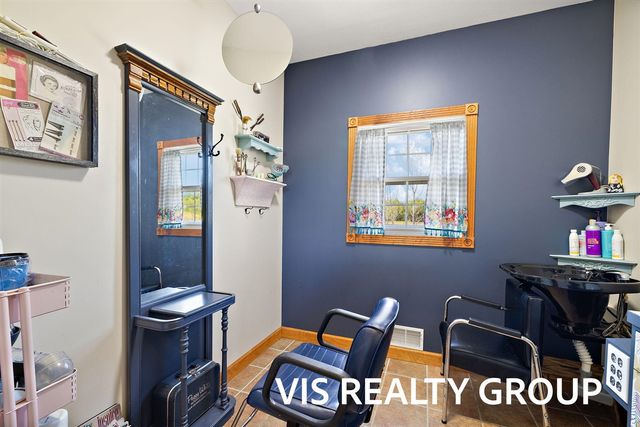 8225 E Sternberg Road, Nunica, MI 49448