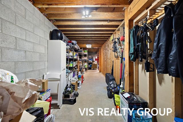 8225 E Sternberg Road, Nunica, MI 49448