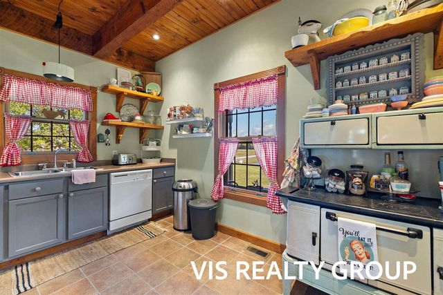 8225 E Sternberg Road, Nunica, MI 49448