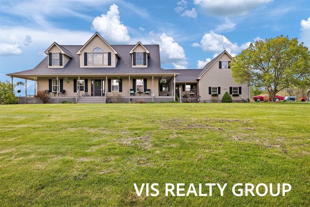 8225 E Sternberg Road, Nunica, MI 49448